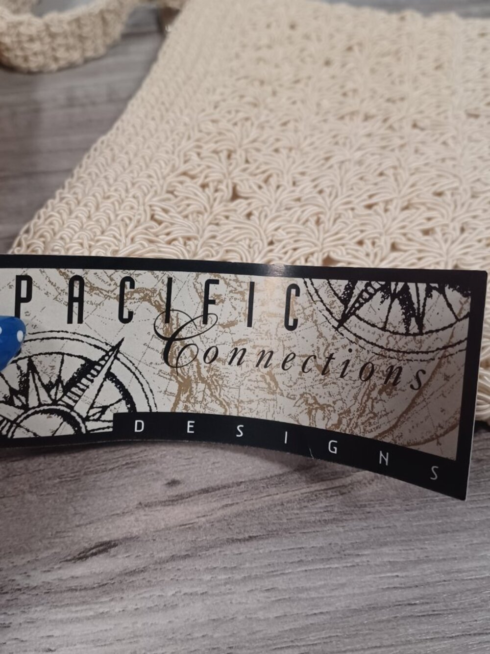 NWT Pacific Connections Beautiful Crochet Crossbody Cream Colored Small Purse - Picture 2 of 8